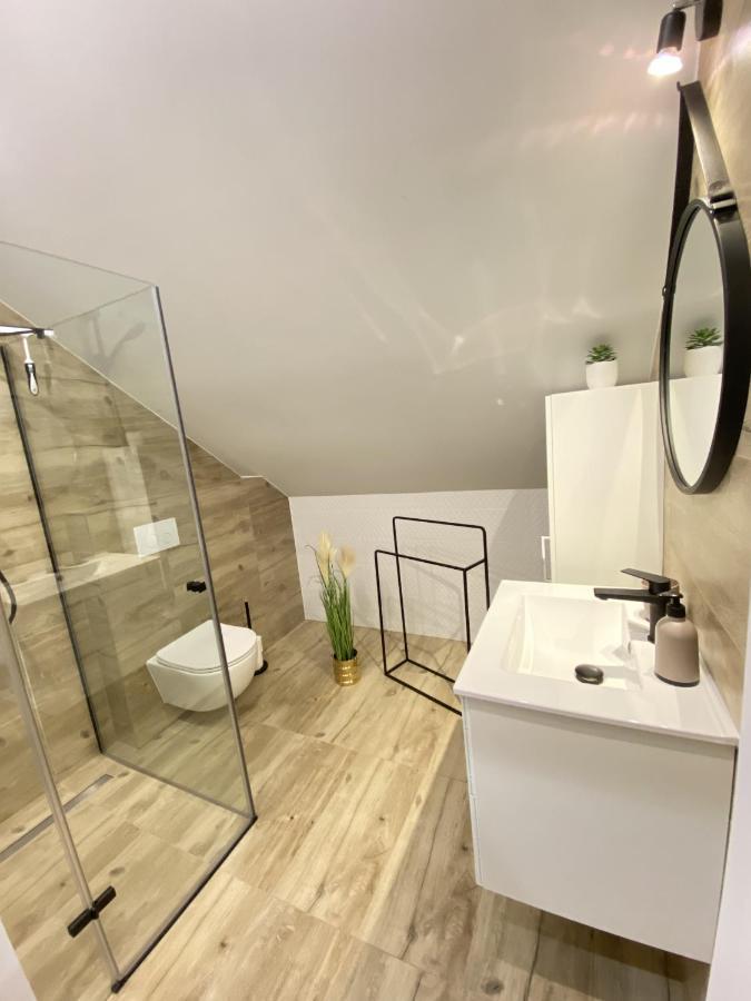Fiona3 Centrum700m Parking Bezplatny Monitorowany Salon Tv Sypialnia Tv Lazienka Kuchnia Rekuperacja Апартаменти *